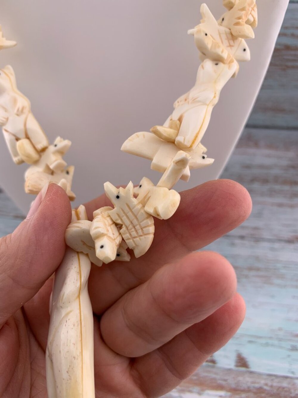 Hand Carved Bear Fetish Necklace Zuni Native American Style J1417 - Picture 5 of 15